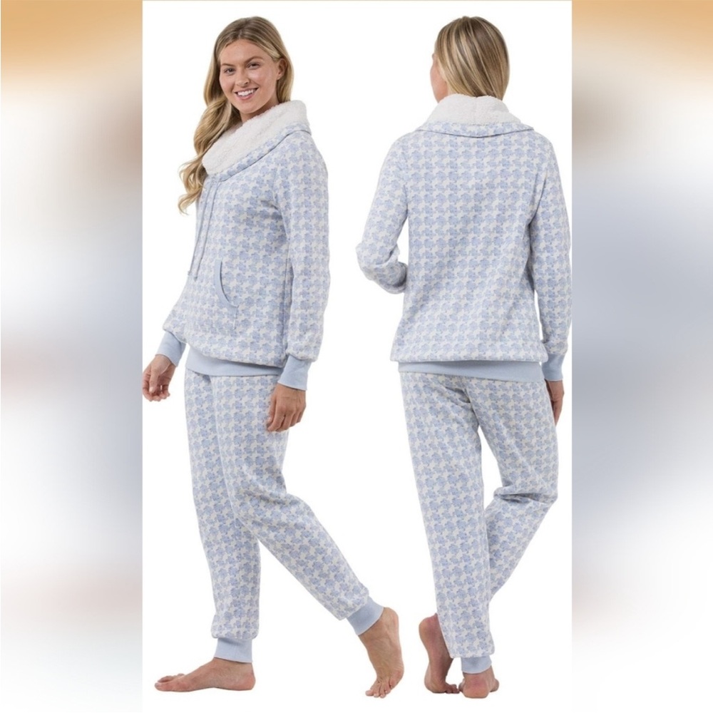 ๐ Pajamagram Chalet Shearling Rollneck Pajamas in Snow Day Shearling M - Picture 2 of 9